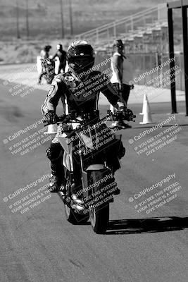 media/Sep-25-2023-Moto Forza (Mon) [[81ffa65e0a]]/Around the Pits/